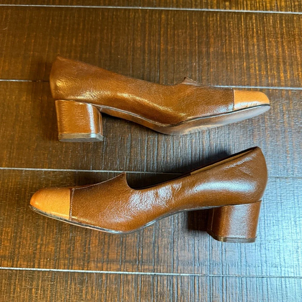 Naturalizer Brown Two Tone Leather Block Vintage Heel Pumps Square Toe 6.5 AA/B